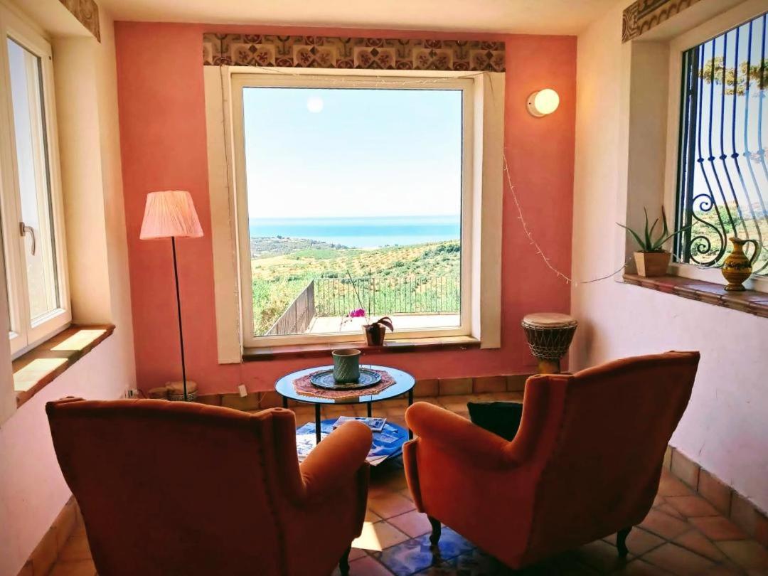 Villa Immersa In Oliveto Vista Mare Шака Екстериор снимка