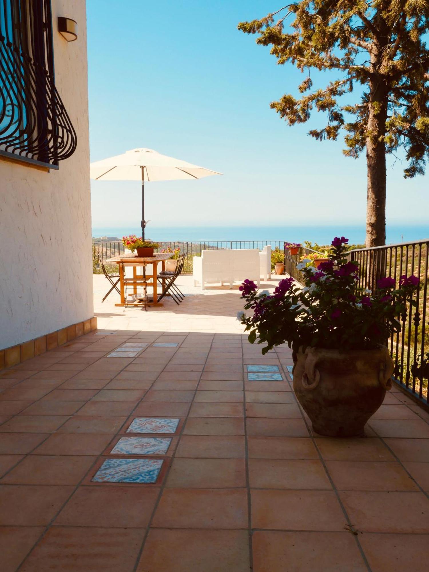 Villa Immersa In Oliveto Vista Mare Шака Екстериор снимка